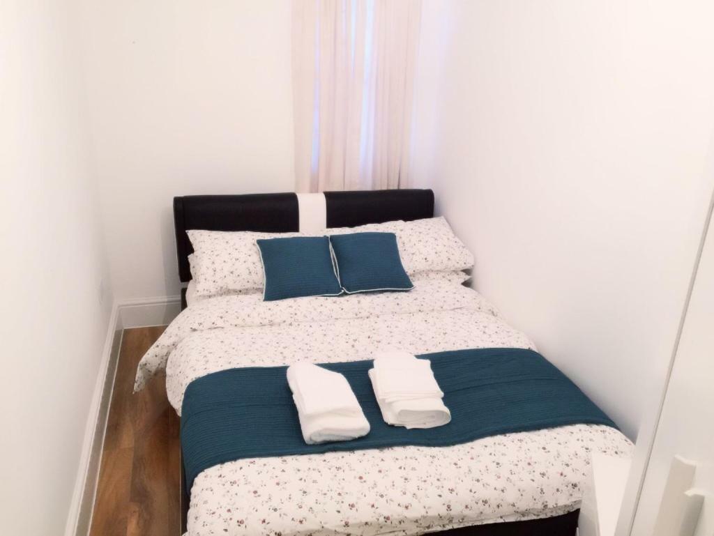 Abbey Wood Station Five Bedroom Self Contained House エクステリア 写真