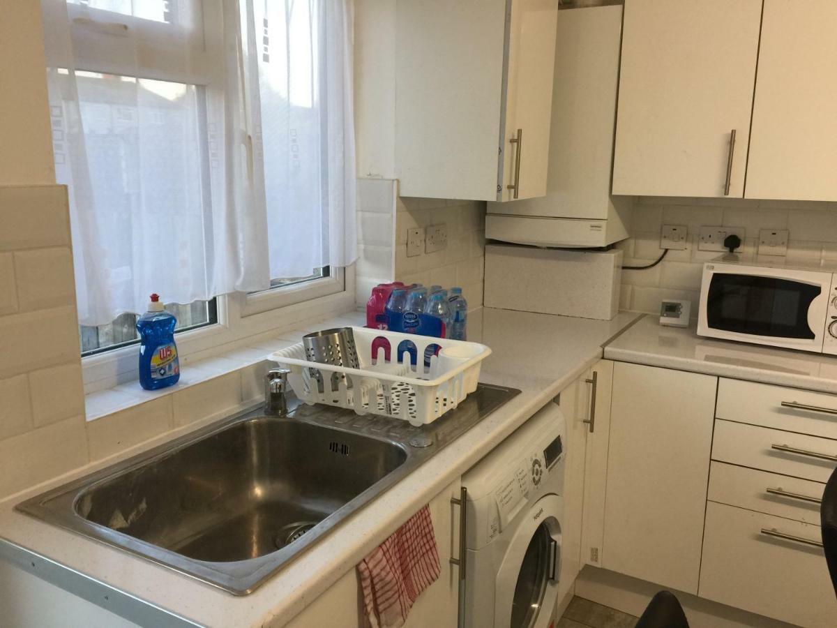 Abbey Wood Station Five Bedroom Self Contained House エクステリア 写真