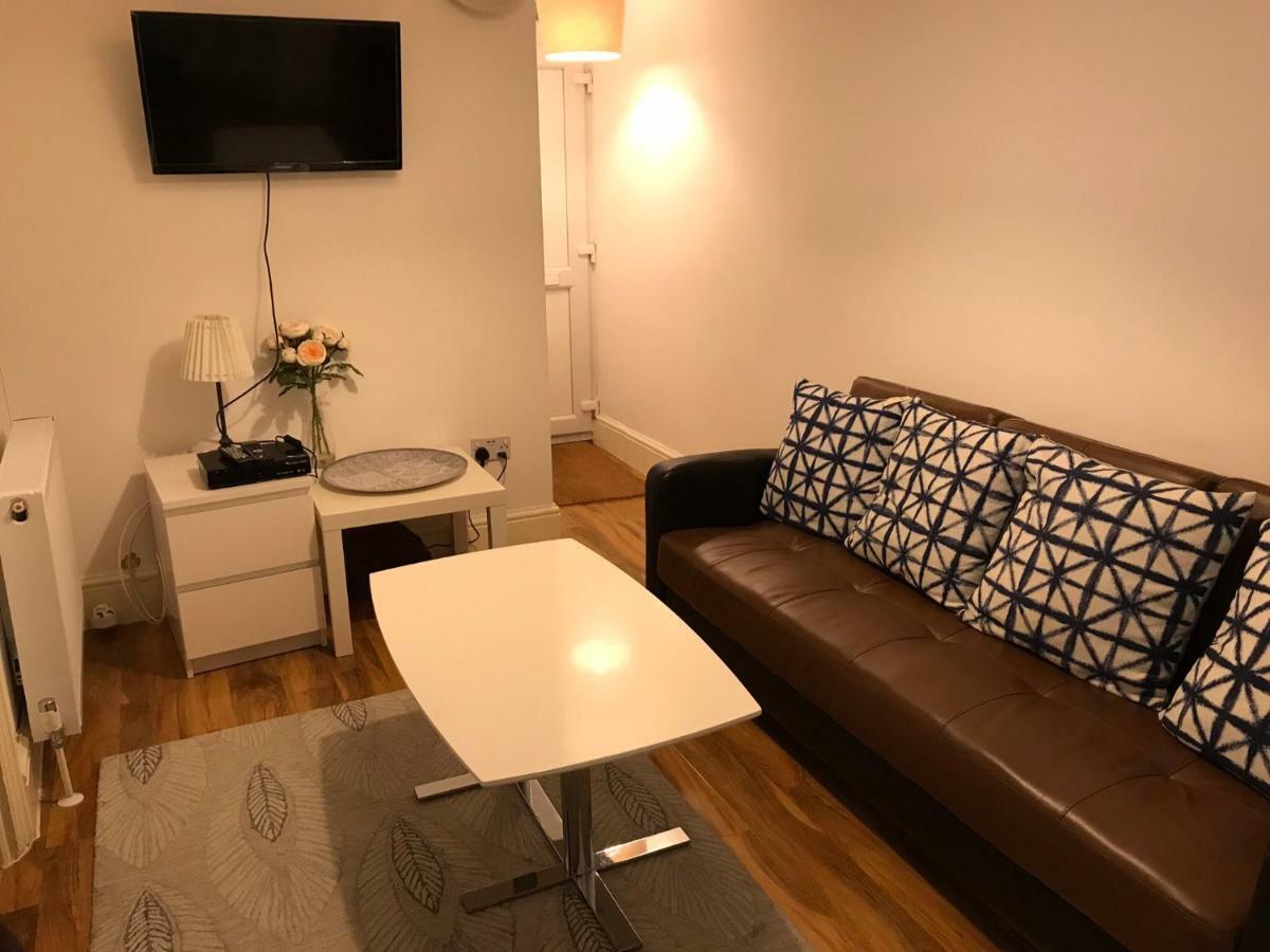 Abbey Wood Station Five Bedroom Self Contained House エクステリア 写真